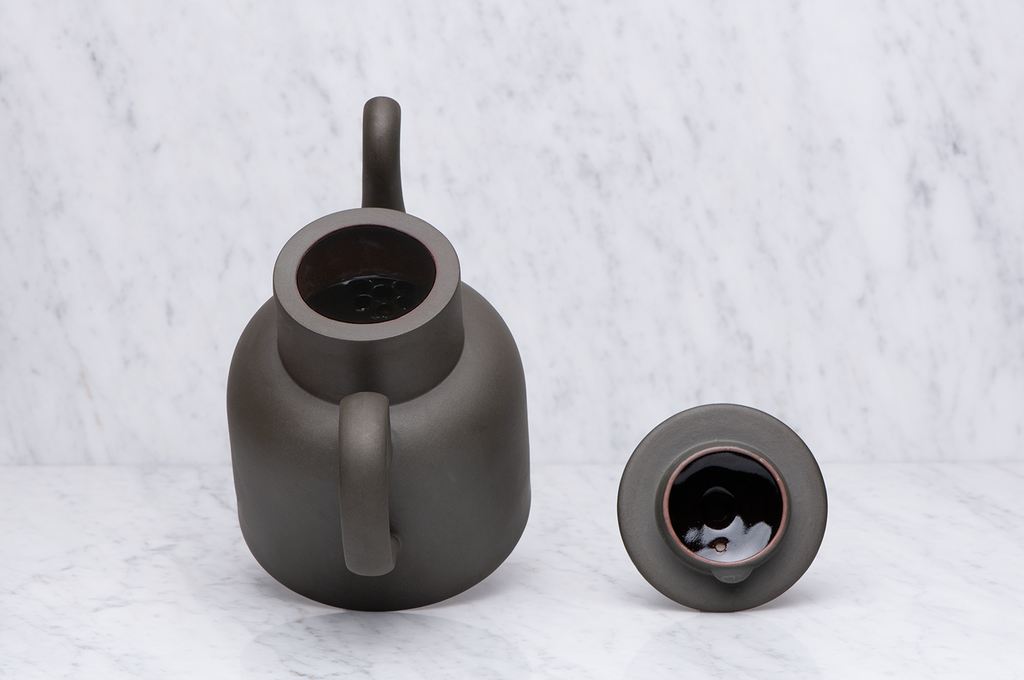 Tekanna mörkgrön 1,2 liter med locket av