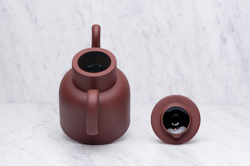 Tekanna 1,2 liter brun med locket av